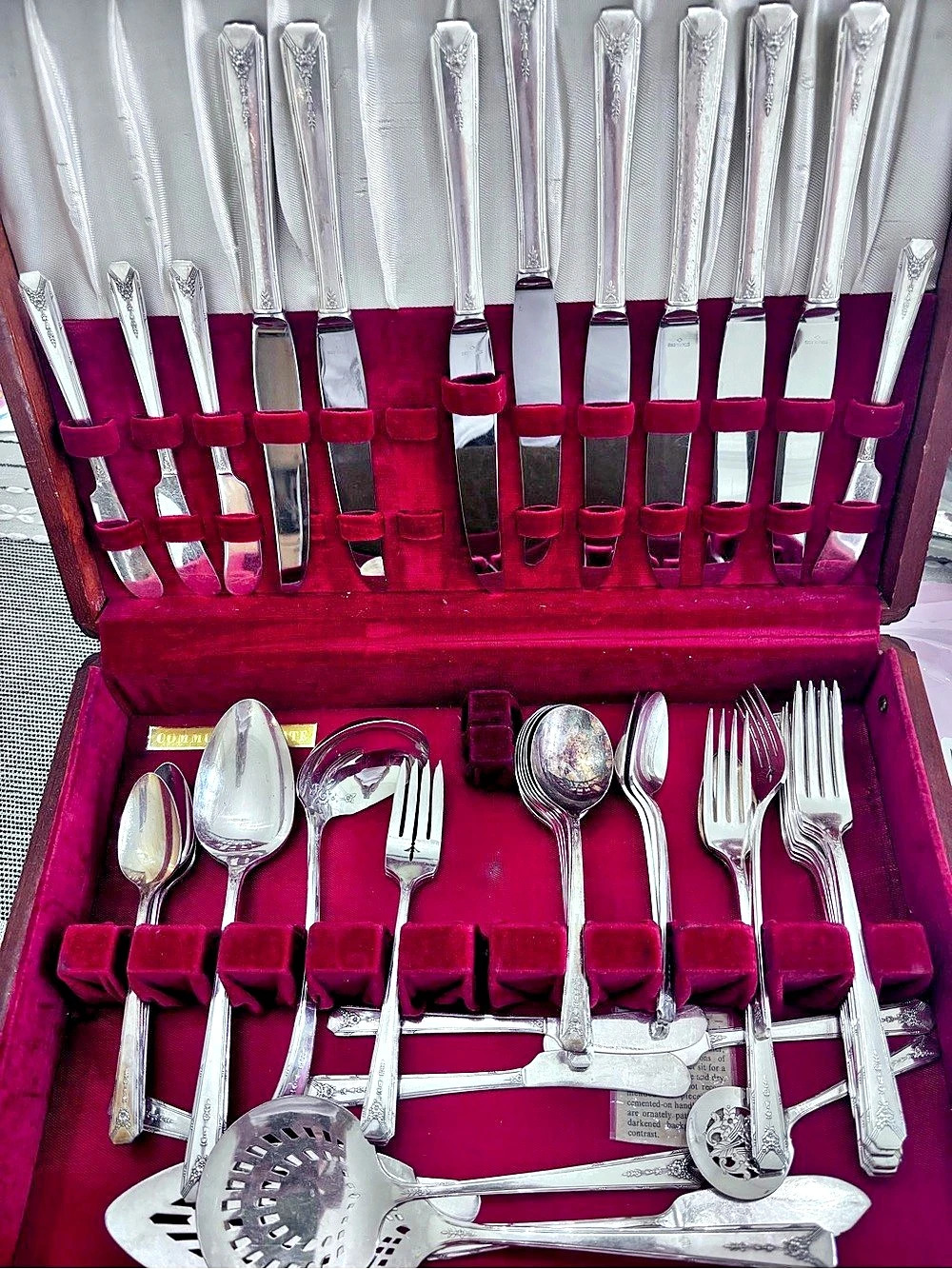 Vintage Community Plate Silver Flatware Set in Storage Case